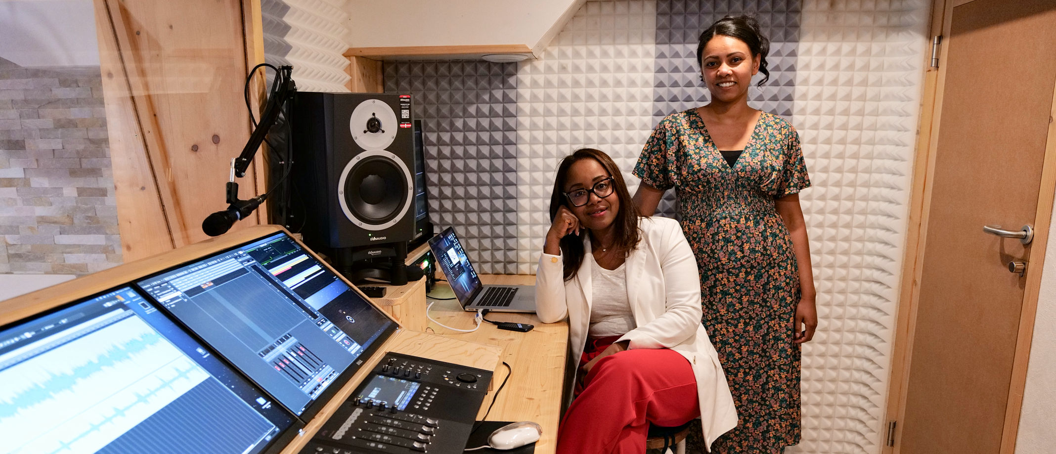 Mobirise Website Builder